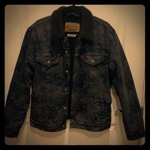 Levi Strauss & CO. Fleece lined denim jacket.